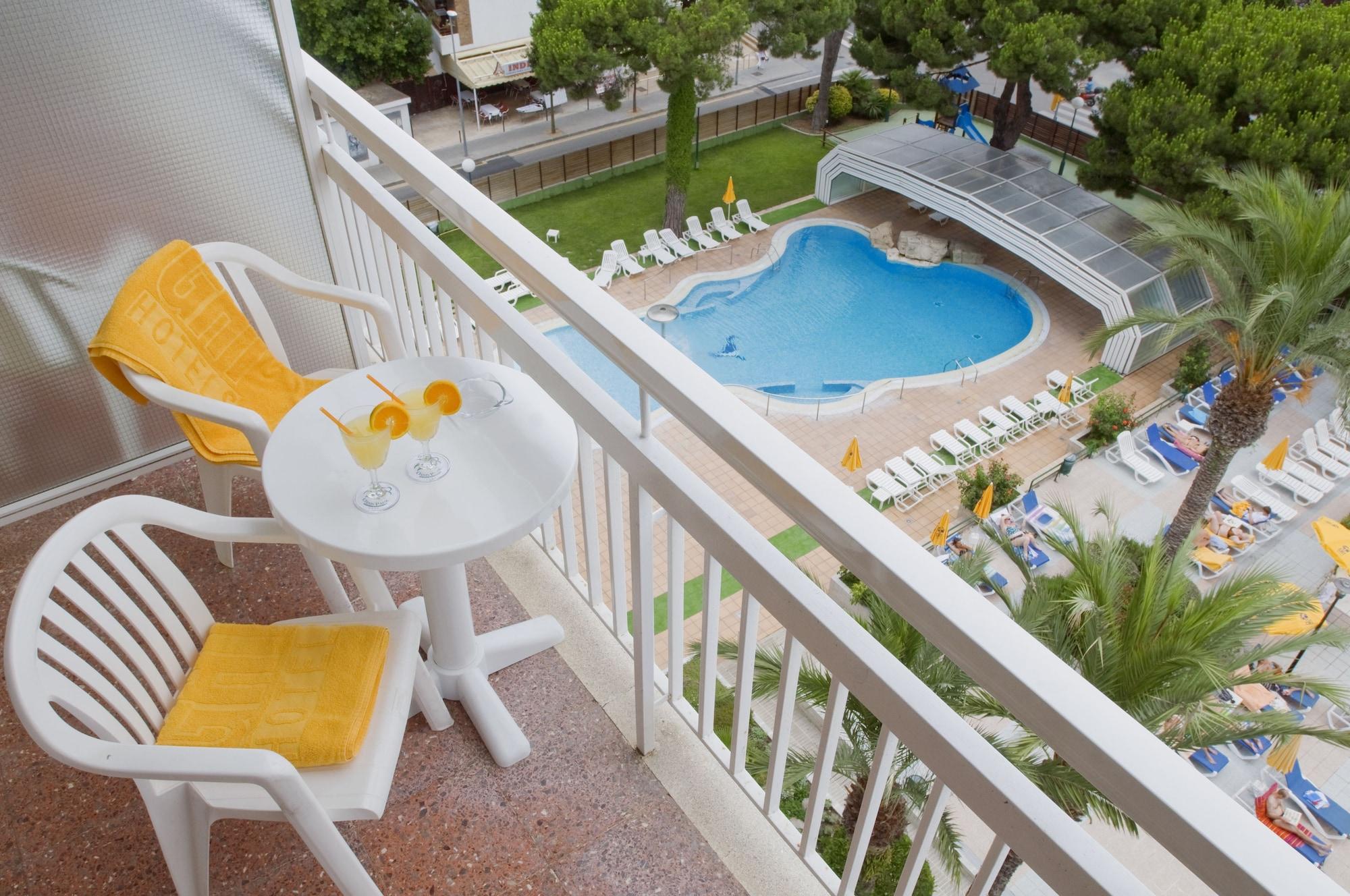 Hotel Ght Oasis Park & Spa Lloret de Mar Exterior foto