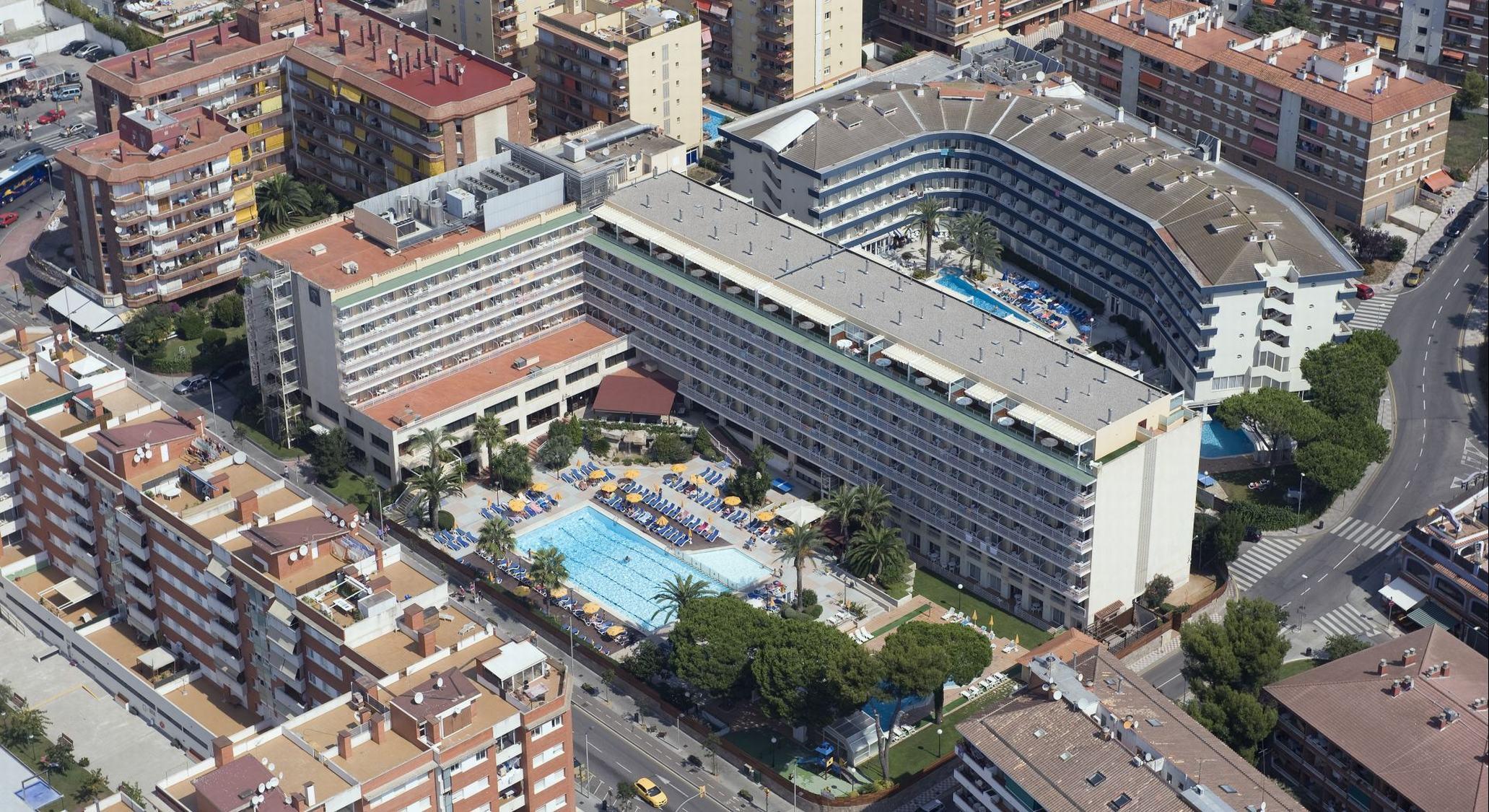 Hotel Ght Oasis Park & Spa Lloret de Mar Exterior foto